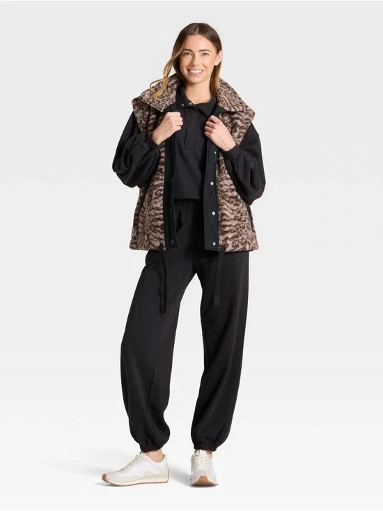 JoyLab Women's High Pile Sherpa Lodge Vest, Brown/Black Animal Print, Sz M, NWT - Picture 12 of 12